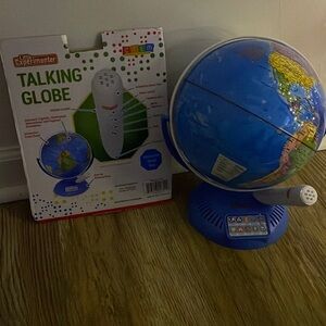 Little Experimenter TALKING GLOBE!